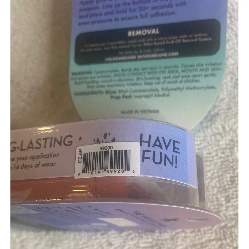 Olive & June Maximalist Press-On Nails Dream Vacation Round Short Set of 2 99200